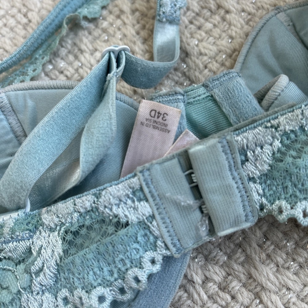 Vintage Victoria's Secret Push Up without padding 34D blue lace underwire Bra - Picture 11 of 16